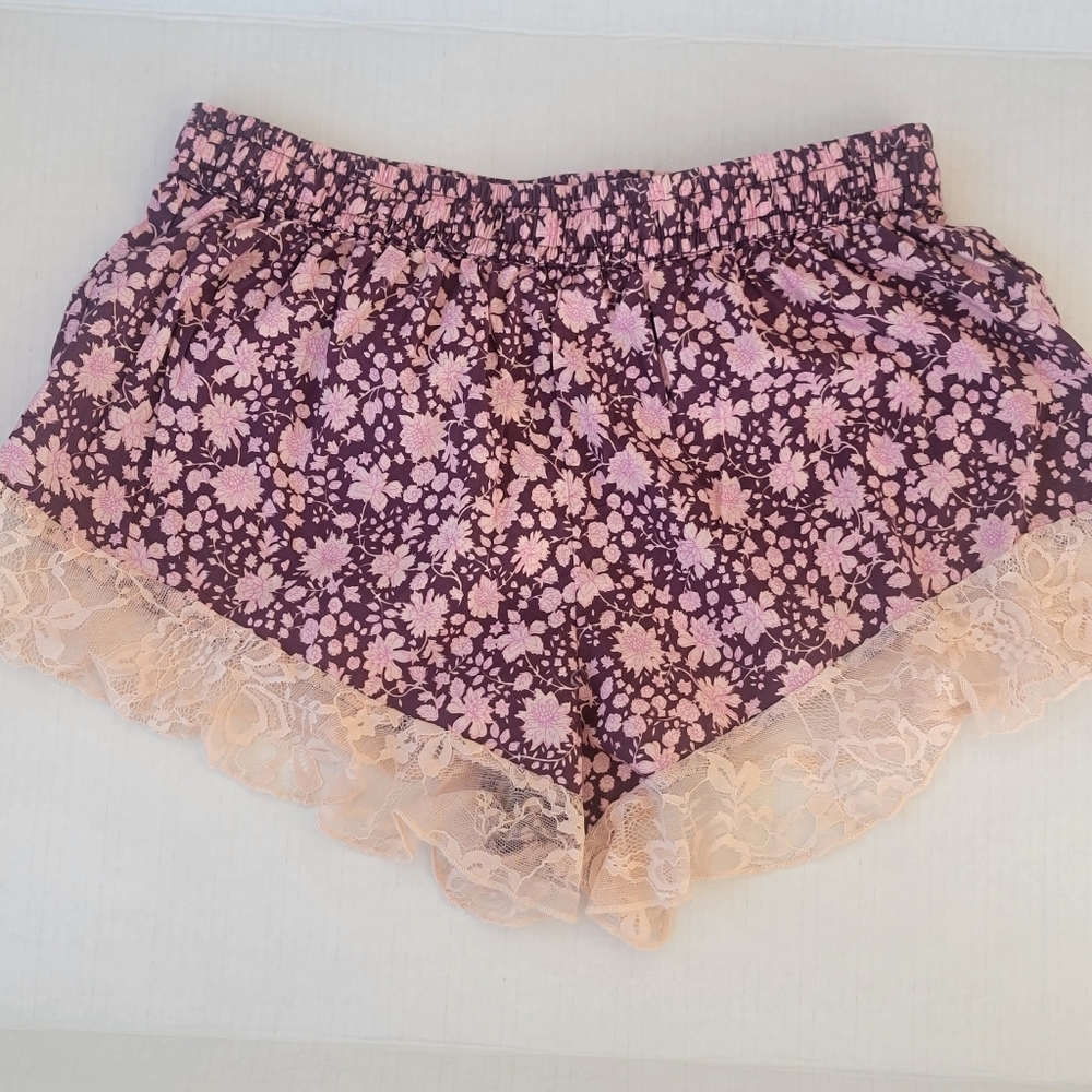 Anthropologie Pink Floral Lace Sleep Shorts - Picture 4 of 4